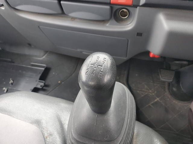 マツダタイタン冷凍車（冷蔵車）小型（2t・3t）[写真24]