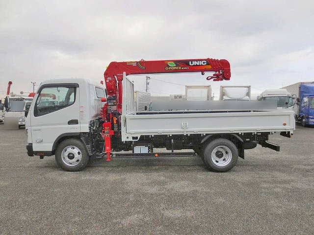 三菱ふそうキャンタークレーン5段小型（2t・3t）[写真06]