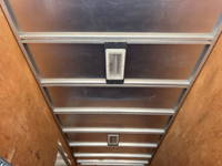 いすゞエルフアルミバン小型（2t・3t）[写真14]