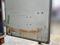 いすゞエルフアルミバン小型（2t・3t）[写真17]