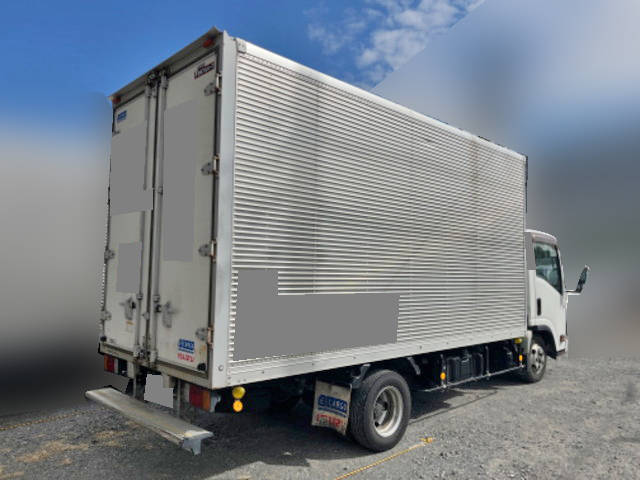 いすゞエルフアルミバン小型（2t・3t）[写真02]