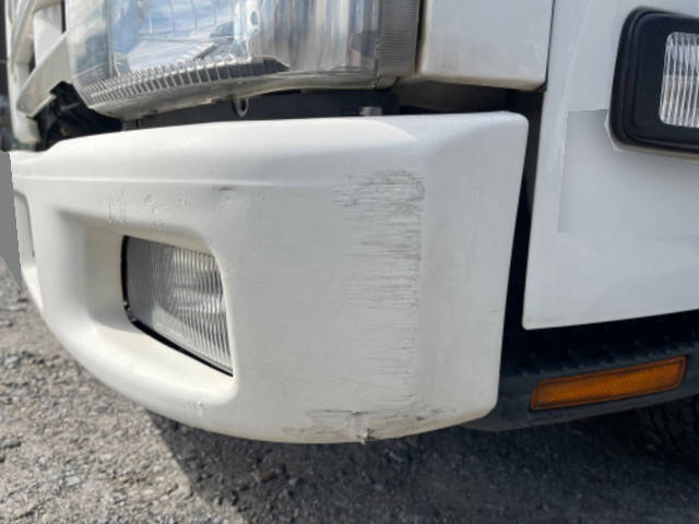 いすゞエルフアルミバン小型（2t・3t）[写真08]