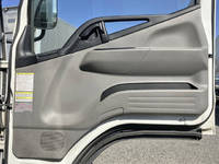 三菱ふそうキャンター冷凍車（冷蔵車）小型（2t・3t）[写真30]