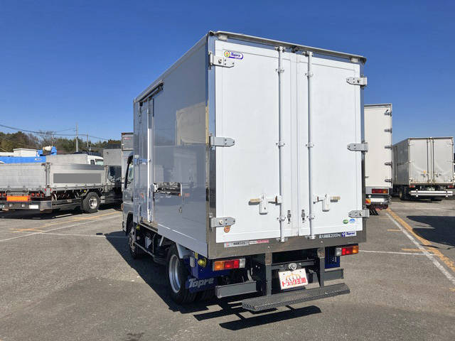 三菱ふそうキャンター冷凍車（冷蔵車）小型（2t・3t）[写真04]