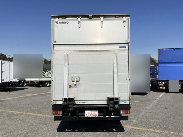 いすゞエルフアルミバン小型（2t・3t）[写真09]