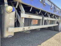 UDトラックスクオンセルフローダー大型（10t）[写真18]