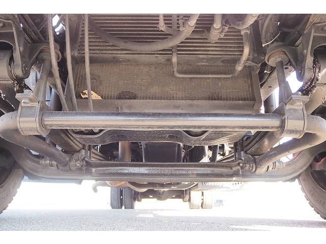 三菱ふそうファイターセーフティクレーン3段中型（4t）[写真30]