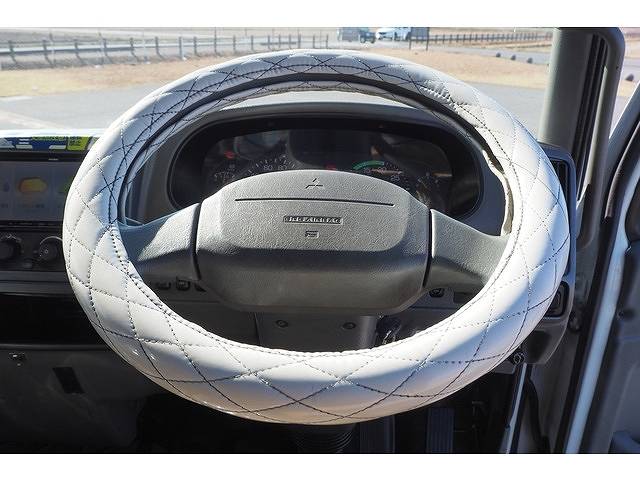 三菱ふそうファイターセーフティクレーン3段中型（4t）[写真39]