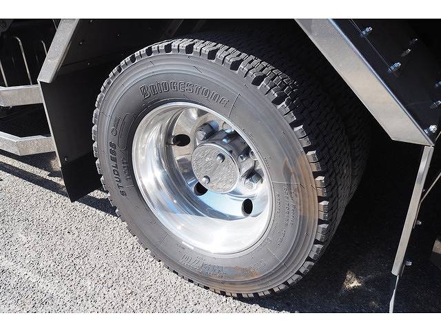 三菱ふそうファイタークレーン5段中型（4t）[写真23]