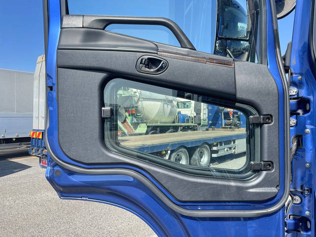 三菱ふそうスーパーグレートセーフティローダー大型（10t）[写真28]