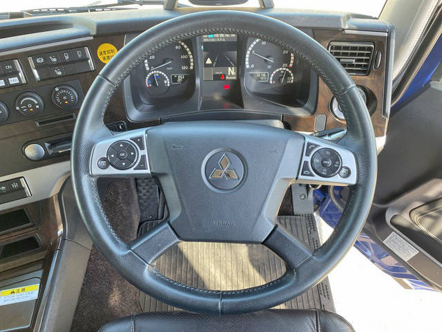 三菱ふそうスーパーグレートセーフティローダー大型（10t）[写真37]