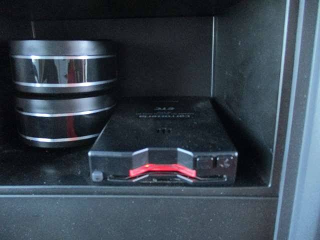 いすゞエルフ平ボディ小型（2t・3t）[写真12]