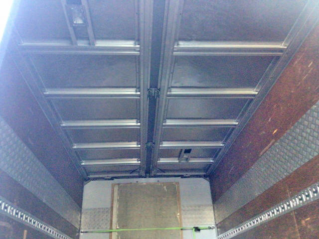 日野デュトロアルミウイング小型（2t・3t）[写真09]