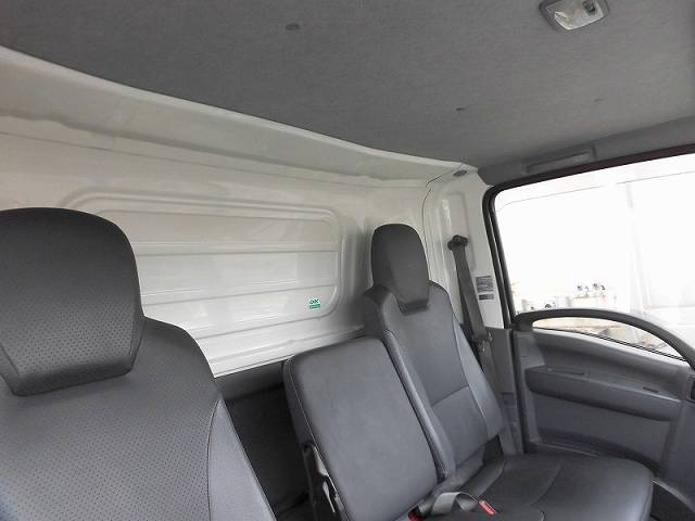 いすゞエルフアルミバン小型（2t・3t）[写真15]