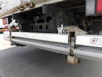 いすゞエルフアルミバン小型（2t・3t）[写真25]