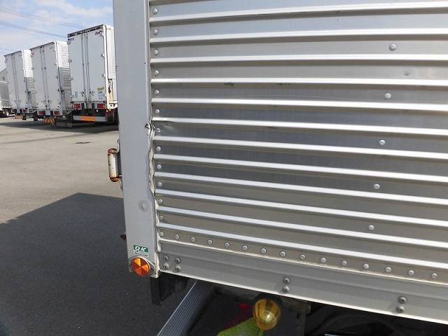 いすゞエルフアルミバン小型（2t・3t）[写真28]