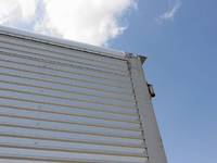 いすゞエルフアルミバン小型（2t・3t）[写真29]