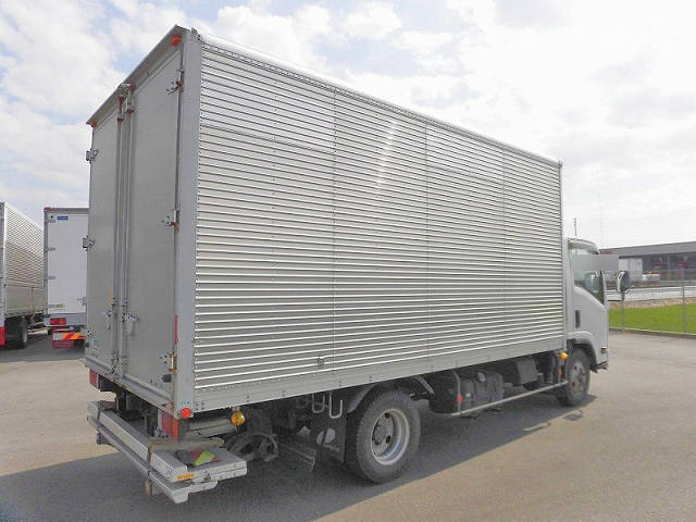 いすゞエルフアルミバン小型（2t・3t）[写真04]