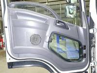 いすゞフォワードアルミバン中型（4t）[写真28]