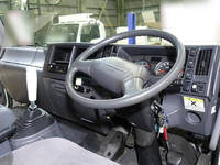 いすゞフォワードアルミバン中型（4t）[写真32]