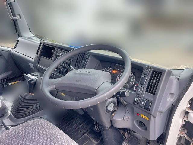 いすゞエルフセーフティローダー小型（2t・3t）[写真31]