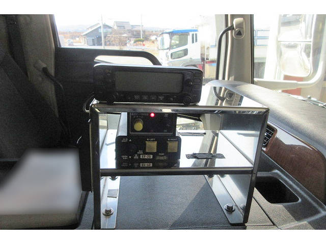 三菱ふそうスーパーグレートダンプ大型（10t）[写真10]