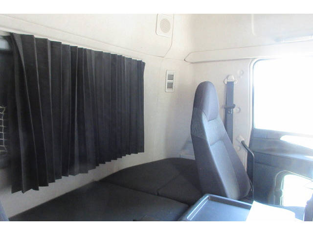 三菱ふそうスーパーグレートダンプ大型（10t）[写真11]