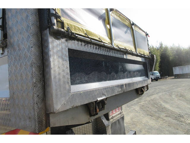 三菱ふそうスーパーグレートダンプ大型（10t）[写真20]