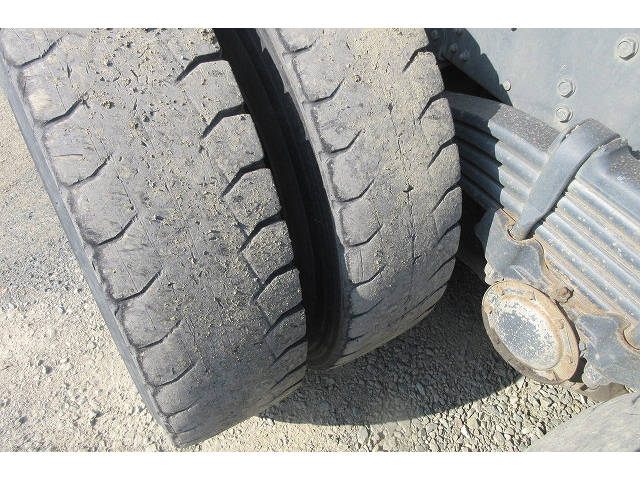 三菱ふそうスーパーグレートダンプ大型（10t）[写真35]