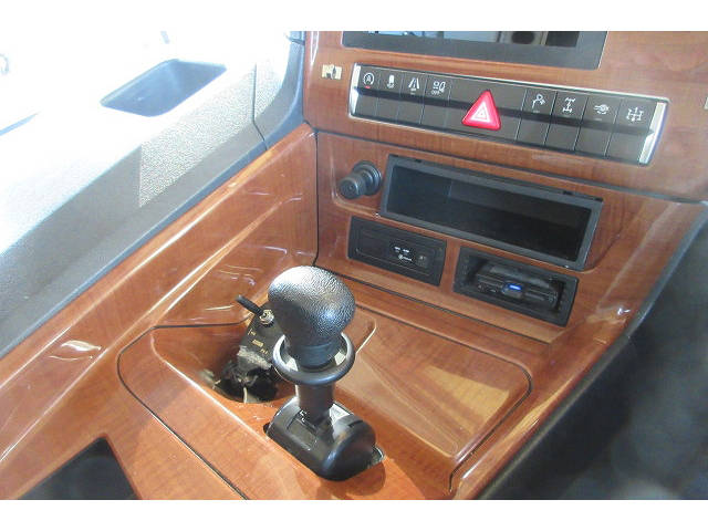 三菱ふそうスーパーグレートダンプ大型（10t）[写真09]