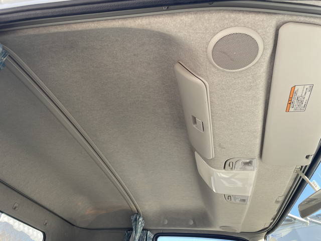 三菱ふそうファイタークレーン4段中型（4t）[写真24]