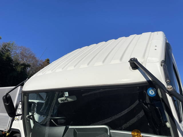 三菱ふそうファイタークレーン4段中型（4t）[写真32]