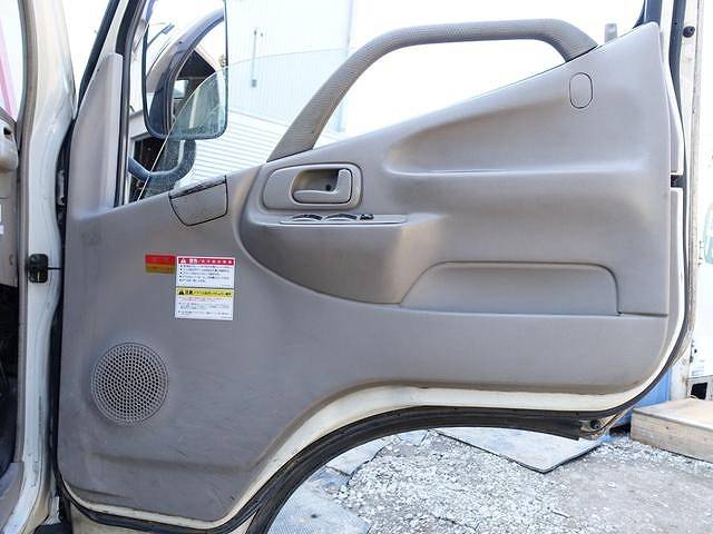 トヨタトヨエースクレーン4段小型（2t・3t）[写真29]