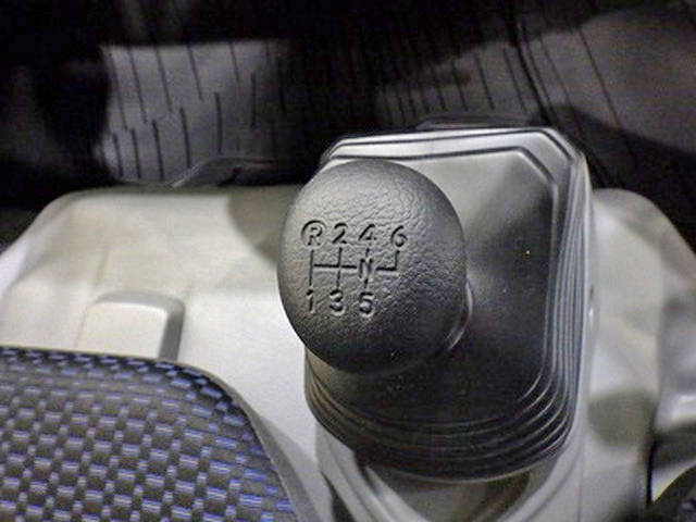 日野デュトロアルミバン小型（2t・3t）[写真20]