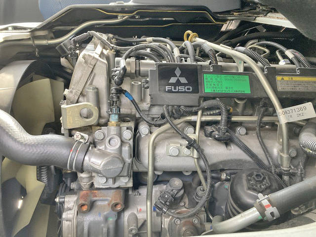 三菱ふそうキャンターダブルキャブ（Wキャブ）小型（2t・3t）[写真23]