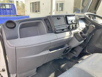 三菱ふそうキャンターダブルキャブ（Wキャブ）小型（2t・3t）[写真31]