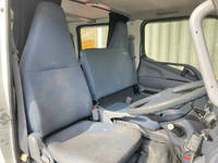 三菱ふそうキャンターダブルキャブ（Wキャブ）小型（2t・3t）[写真34]