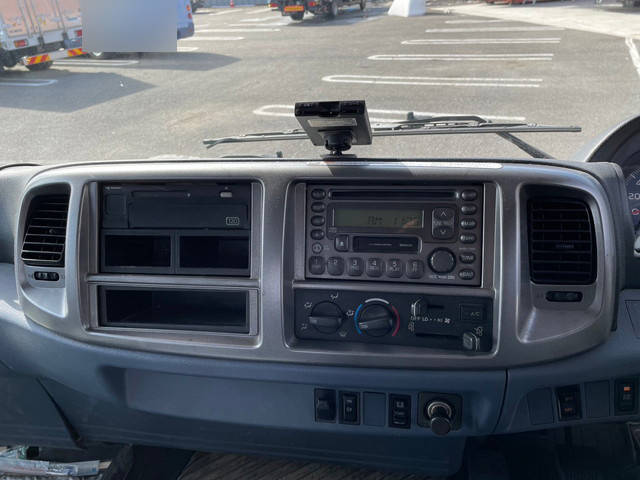 日野レンジャークレーン4段中型（4t）[写真17]