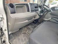 日産アトラスアルミバン小型（2t・3t）[写真30]