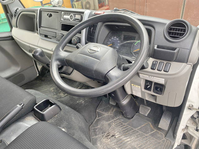 日産アトラスアルミバン小型（2t・3t）[写真34]