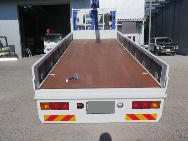 三菱ふそうファイターセルフクレーン4段増トン（6t・8t）[写真11]