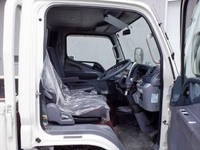 三菱ふそうキャンター平ボディ小型（2t・3t）[写真20]