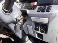 三菱ふそうキャンター平ボディ小型（2t・3t）[写真21]