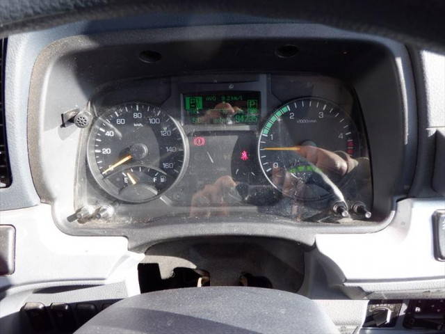 三菱ふそうキャンター平ボディ小型（2t・3t）[写真22]