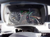 三菱ふそうキャンター平ボディ小型（2t・3t）[写真23]