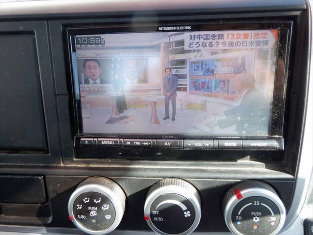 三菱ふそうキャンター平ボディ小型（2t・3t）[写真24]