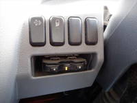 三菱ふそうキャンター平ボディ小型（2t・3t）[写真26]