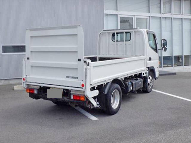 三菱ふそうキャンター平ボディ小型（2t・3t）[写真06]