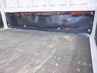 三菱ふそうキャンター平ボディ小型（2t・3t）[写真10]