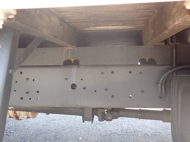 日野レンジャー平ボディ中型（4t）[写真15]